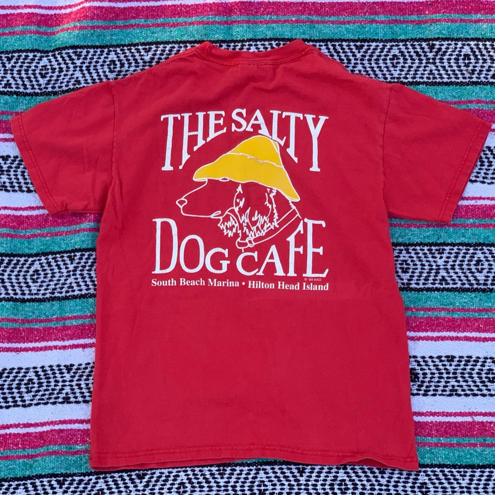 The Salty Dog Cafe Hilton Head 🐕‍🦺 Vintage Red Logo Graphic Tee Size Small 🏖️